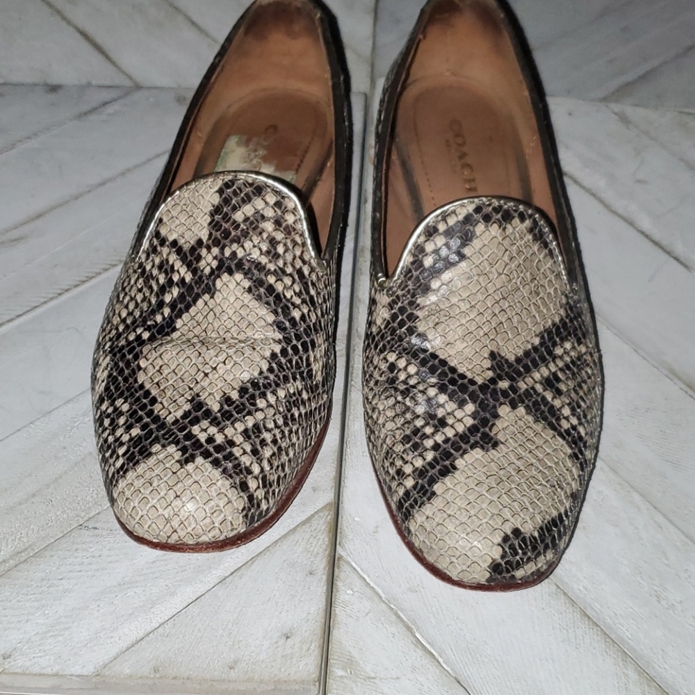 Coach Size 5.5 B Snakeskin Design